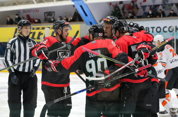 Нефтяник 20122020текст.jpg